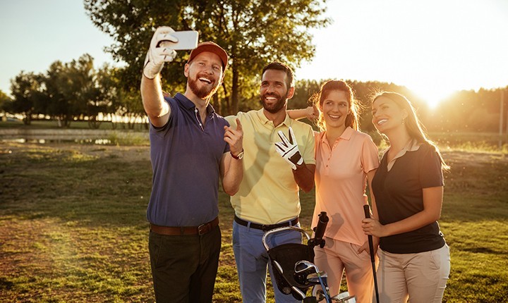 playing golf in comfort tx